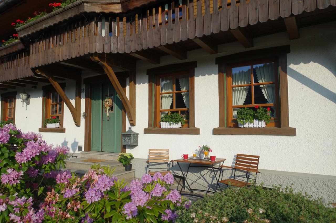Hollhouse - Bed & Breakfast Hinterzarten Esterno foto