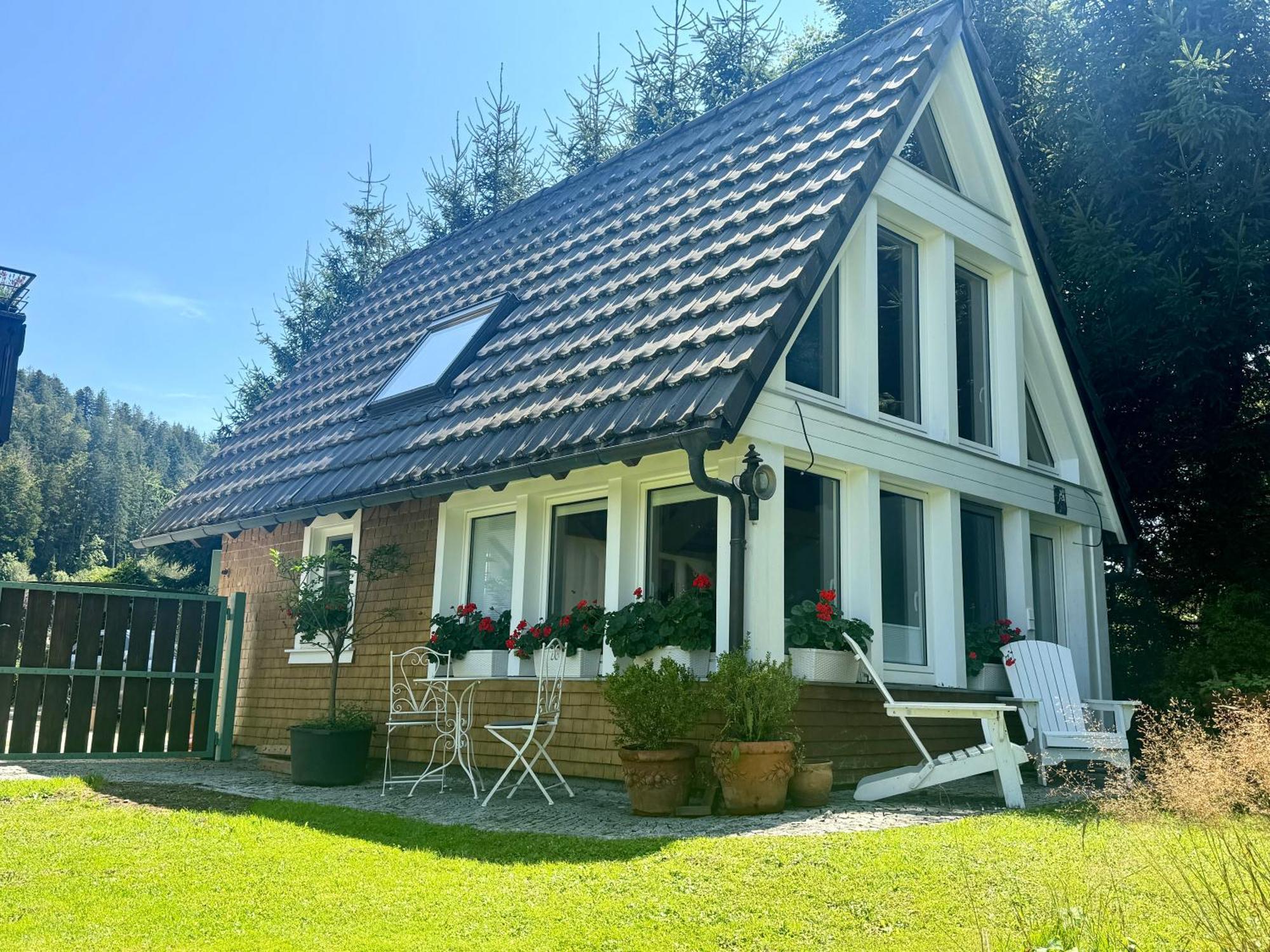 Hollhouse - Bed & Breakfast Hinterzarten Esterno foto
